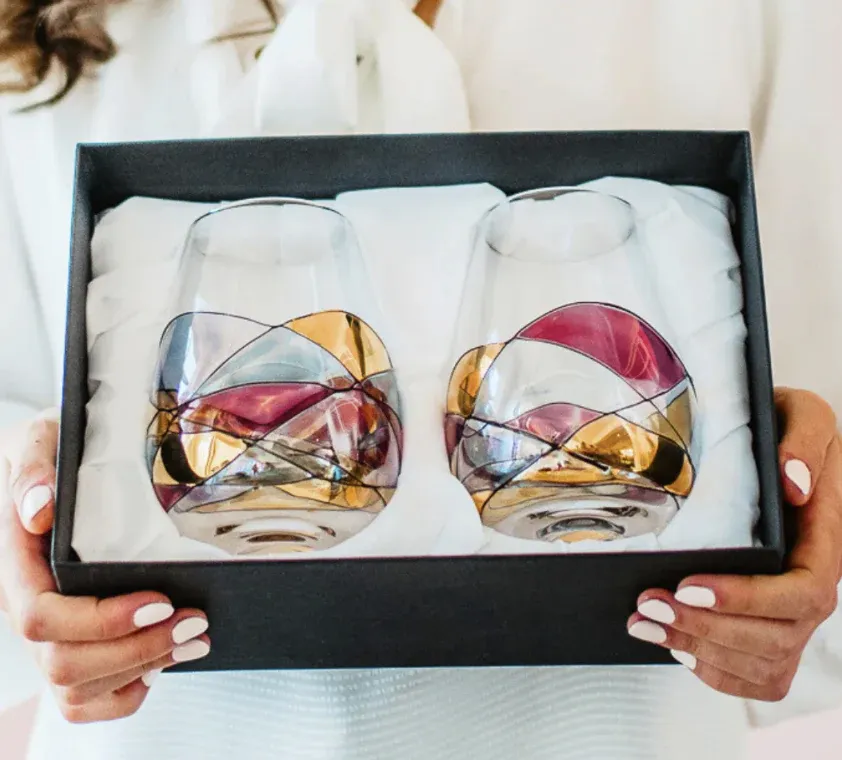 4. Cornet Barcelona Handcrafted Wine Glasses